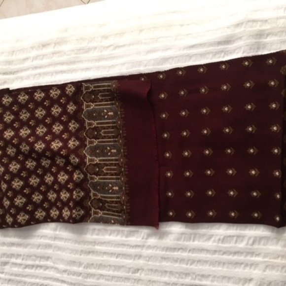 scarves - Picture 6 of 7